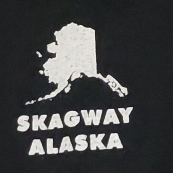 Game‎ Of Thrones Shirt Medium Black Winter Is Coming A Stark Cold Skagway Alaska - Picture 7 of 8